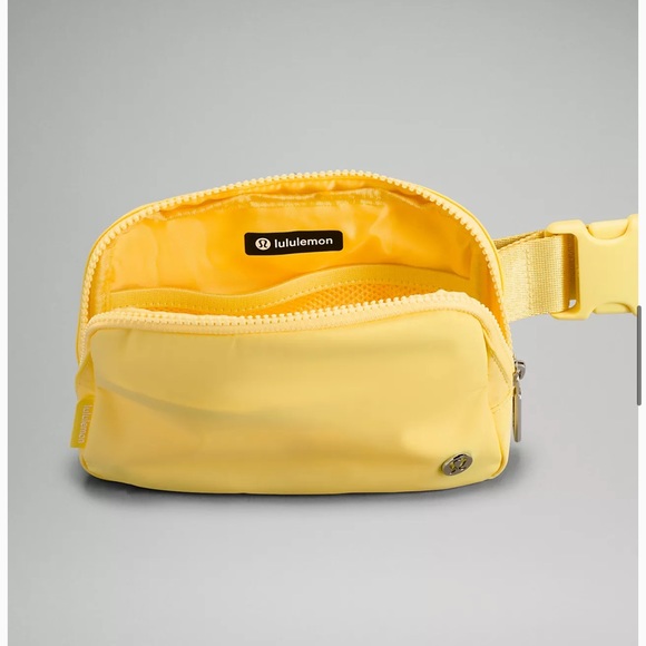lululemon athletica Bags Lululemon Everywhere Belt Bag New Version